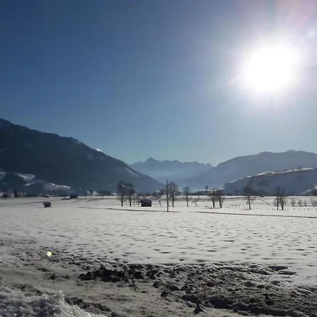 In Saalfelden Near Slopes, Cleaning Included Apartment Lahntal